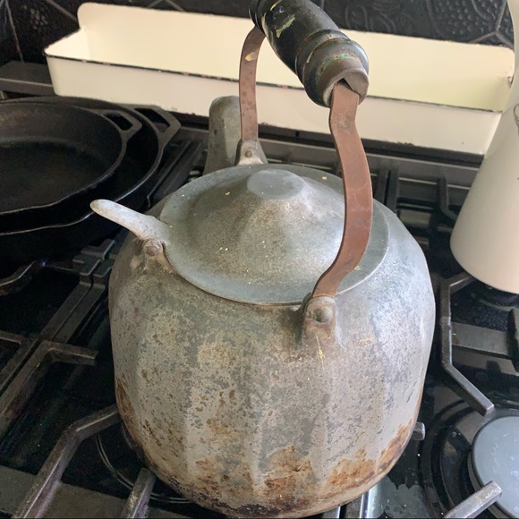 ❤️ANTIQUE FARMHOUSE❤️6qt. Wagner Ware SIDNEY Tea Kettle❤️ORIGINAL CONDITION - Picture 8 of 12